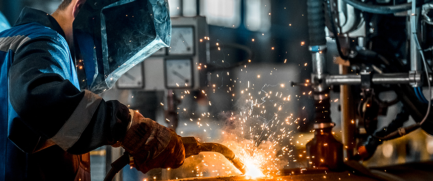 welder_860x360